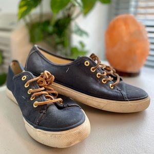 Slip on navy blue Sperry Top-Siders